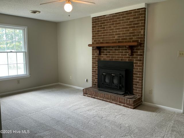 110 Fieldcrest Drive, Jacksonville, NC 28546