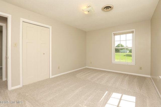 110 Fieldcrest Drive, Jacksonville, NC 28546