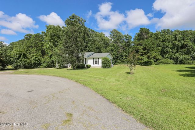 110 Fieldcrest Drive, Jacksonville, NC 28546