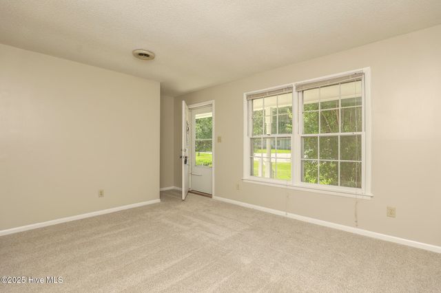 110 Fieldcrest Drive, Jacksonville, NC 28546