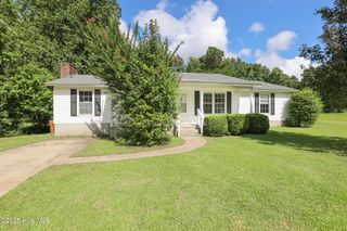 110 Fieldcrest Drive, Jacksonville, NC 28546