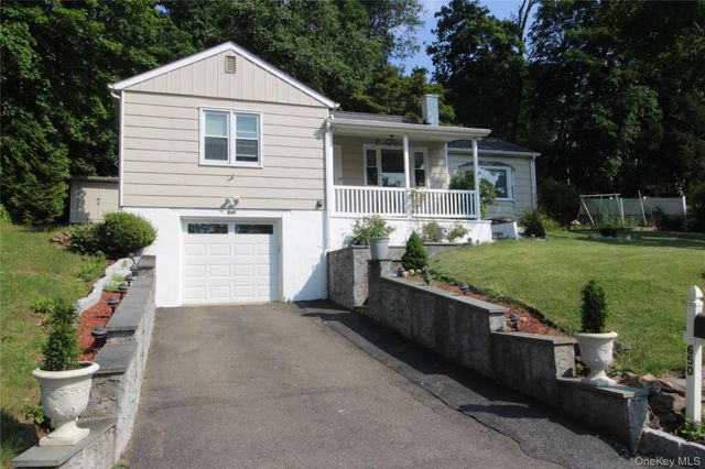 650 Warren Avenue, Thornwood, NY 10594