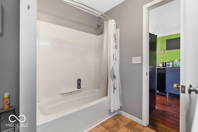 1040 Southern Avenue, Beech Grove, IN 46107