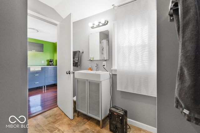 1040 Southern Avenue, Beech Grove, IN 46107