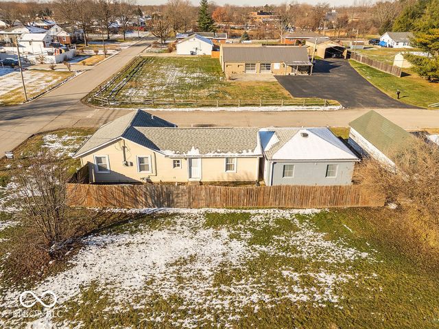 1040 Southern Avenue, Beech Grove, IN 46107