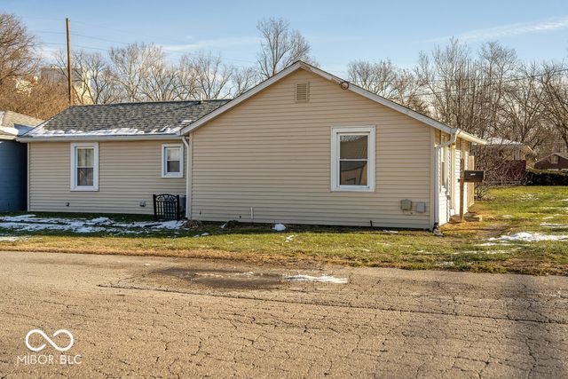 1040 Southern Avenue, Beech Grove, IN 46107