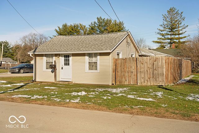 1040 Southern Avenue, Beech Grove, IN 46107