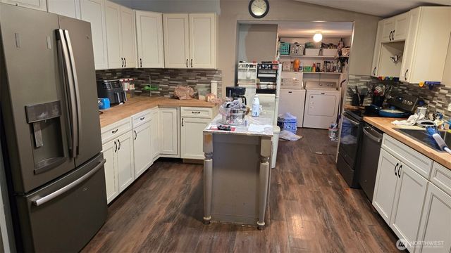 22014 130th Street E, Bonney Lake, WA 98391