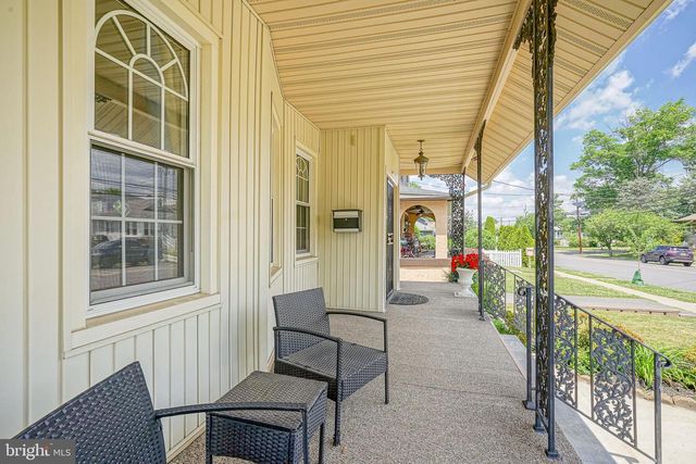 158 WYOMING AVE, Audubon, NJ 08106