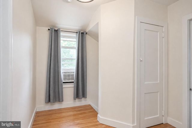 158 WYOMING AVE, Audubon, NJ 08106
