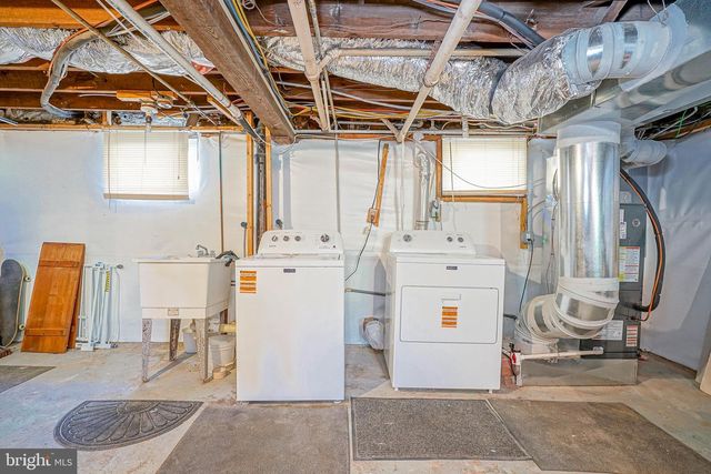 158 WYOMING AVE, Audubon, NJ 08106