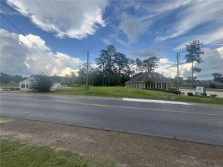 3316 MILITARY Highway, Pineville, LA 71360