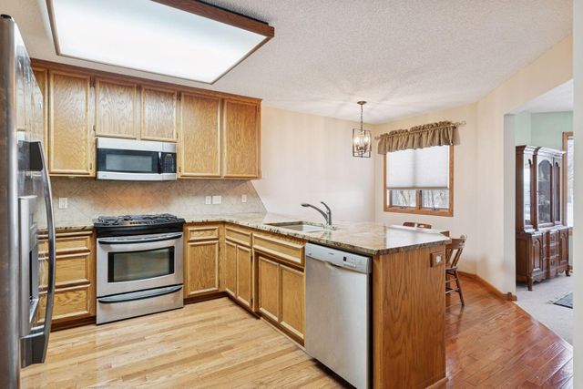 2684 Lake Court Drive 68, Mounds View, MN 55112