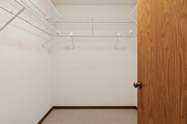 2684 Lake Court Drive 68, Mounds View, MN 55112