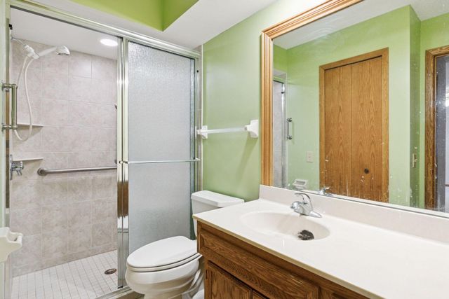 2684 Lake Court Drive 68, Mounds View, MN 55112