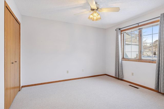 2684 Lake Court Drive 68, Mounds View, MN 55112