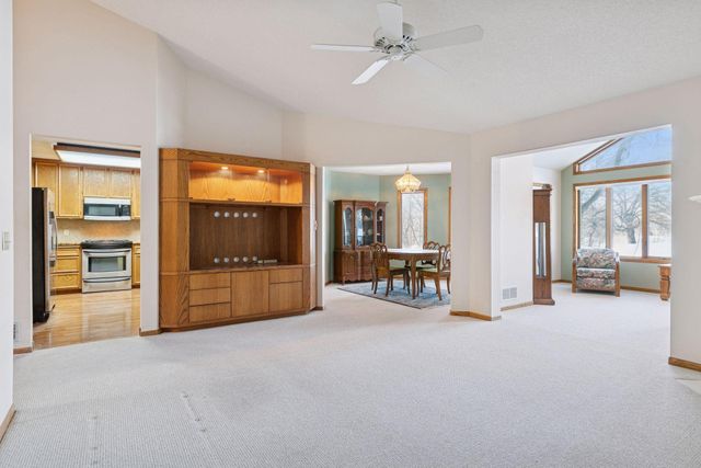 2684 Lake Court Drive 68, Mounds View, MN 55112