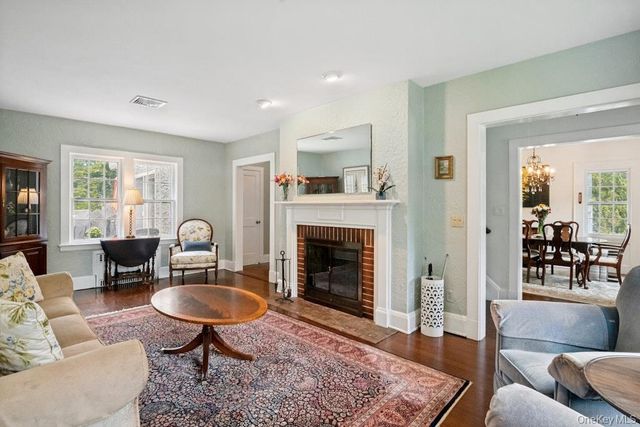 312 Quaker Road, Chappaqua, NY 10514