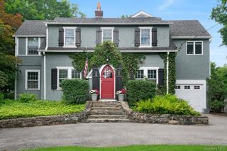 312 Quaker Road, Chappaqua, NY 10514