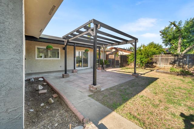 27184 San Jose Avenue, Madera, CA 93637
