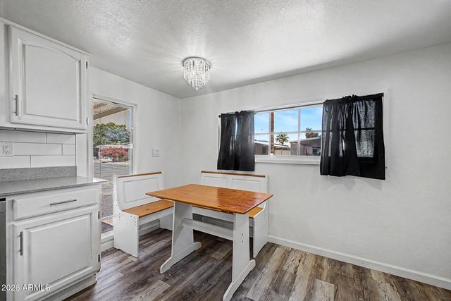 535 S ALMA SCHOOL Road 17, Mesa, AZ 85210