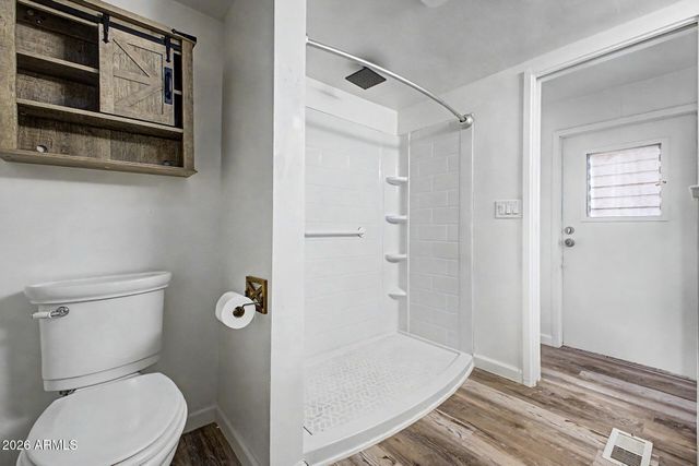 535 S ALMA SCHOOL Road 17, Mesa, AZ 85210