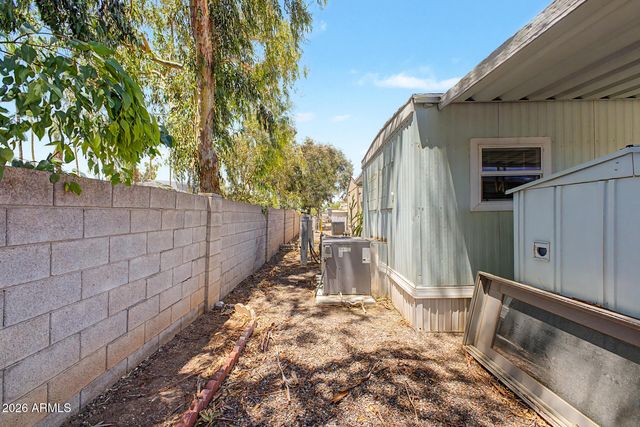 535 S ALMA SCHOOL Road 17, Mesa, AZ 85210