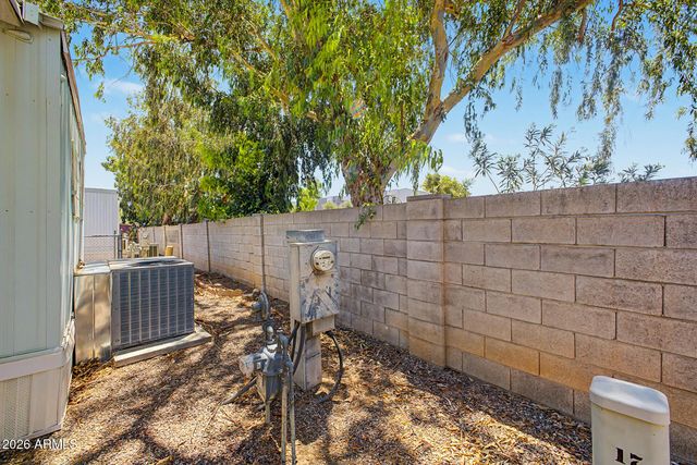 535 S ALMA SCHOOL Road 17, Mesa, AZ 85210
