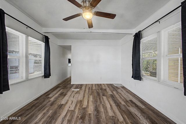 535 S ALMA SCHOOL Road 17, Mesa, AZ 85210