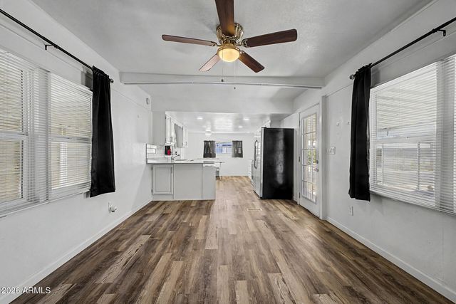 535 S ALMA SCHOOL Road 17, Mesa, AZ 85210