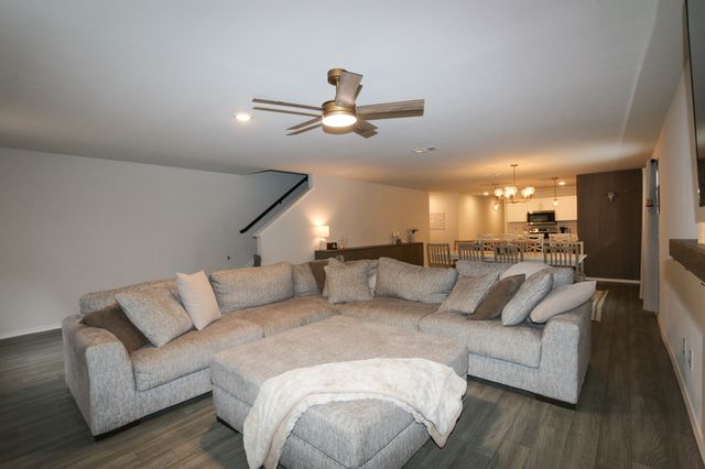 1206 River Oaks Lane, Chandler, TX 75758
