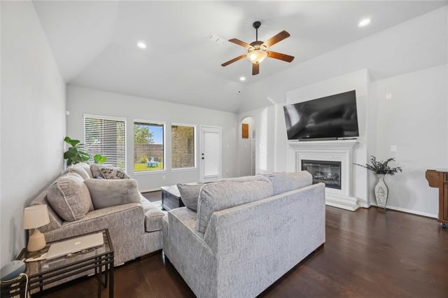 13410 Ravens Park Lane, Pearland, TX 77584