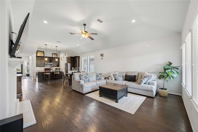 13410 Ravens Park Lane, Pearland, TX 77584