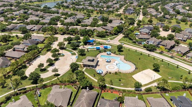 13410 Ravens Park Lane, Pearland, TX 77584