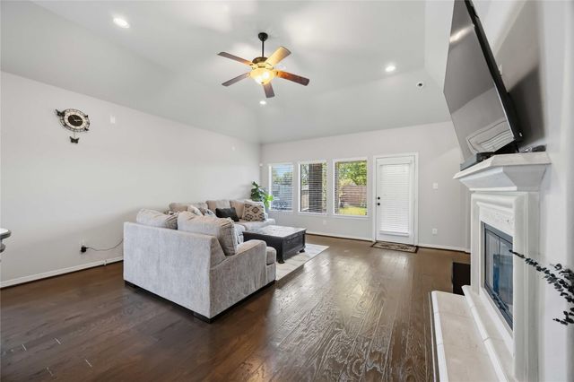 13410 Ravens Park Lane, Pearland, TX 77584
