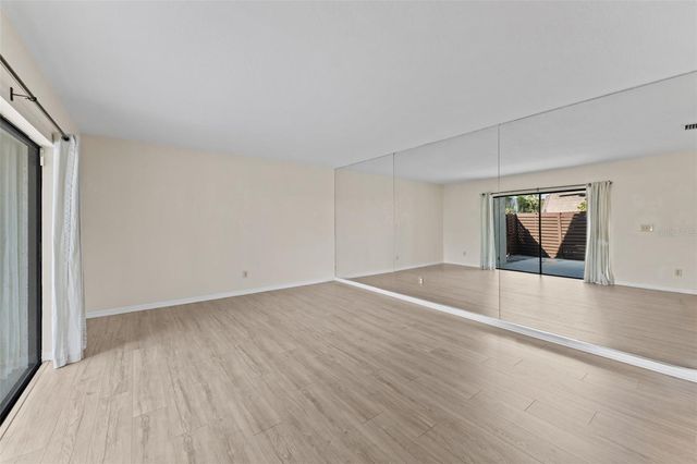 15233 W POND WOODS DRIVE 404, Tampa, FL 33618