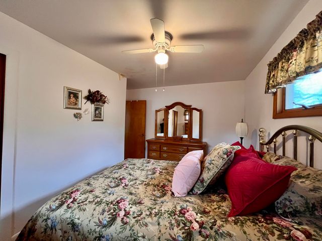6596 W Virnetta Drive, Ludington, MI 49431