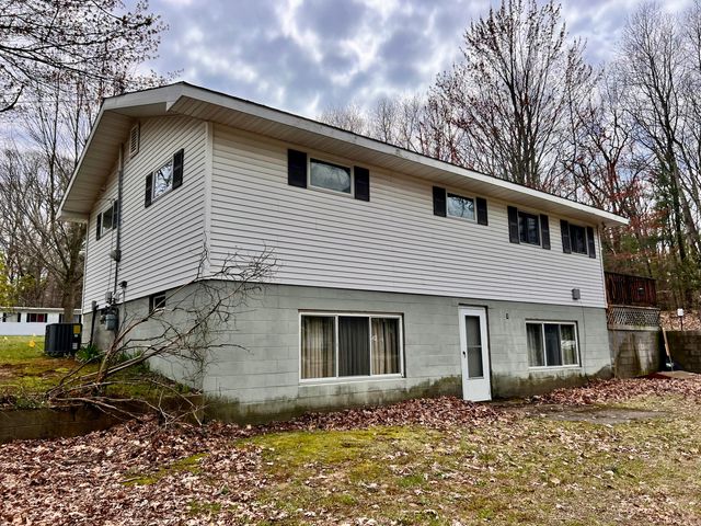 6596 W Virnetta Drive, Ludington, MI 49431