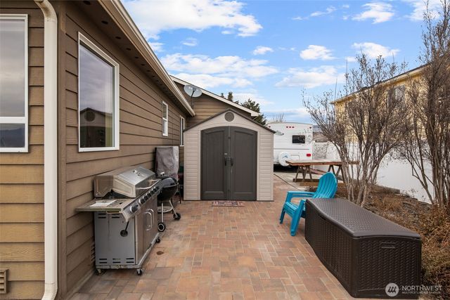 2312 Canyon Hills Drive, East Wenatchee, WA 98802