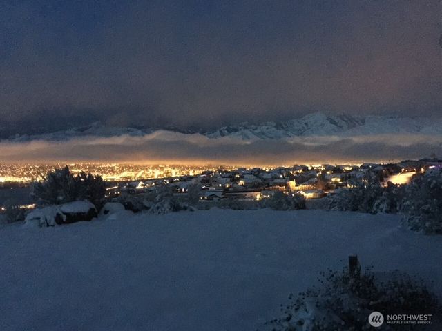 2312 Canyon Hills Drive, East Wenatchee, WA 98802