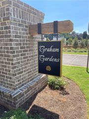 2942 Graham Gardens Lane, Marietta, GA 30062