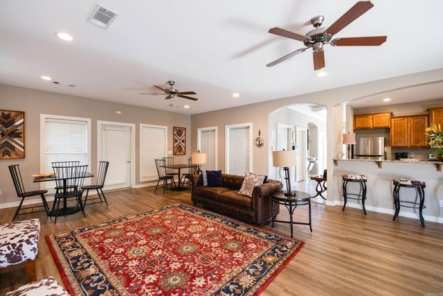 1204 Tuscany Circle, Maumelle, AR 72113