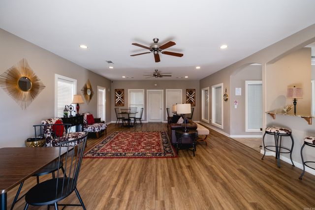 1204 Tuscany Circle, Maumelle, AR 72113