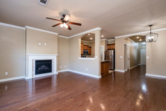 1204 Tuscany Circle, Maumelle, AR 72113