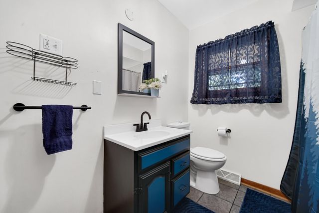 5001 Marquette Road, Lake Station, IN 46405