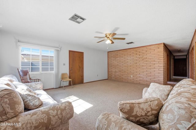 185 Elfego Road, Anthony, NM 88021