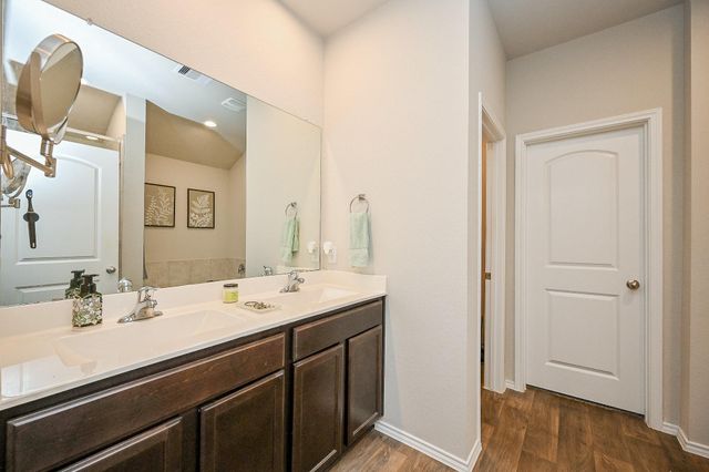 13869 Rock Island Trail, Conroe, TX 77384