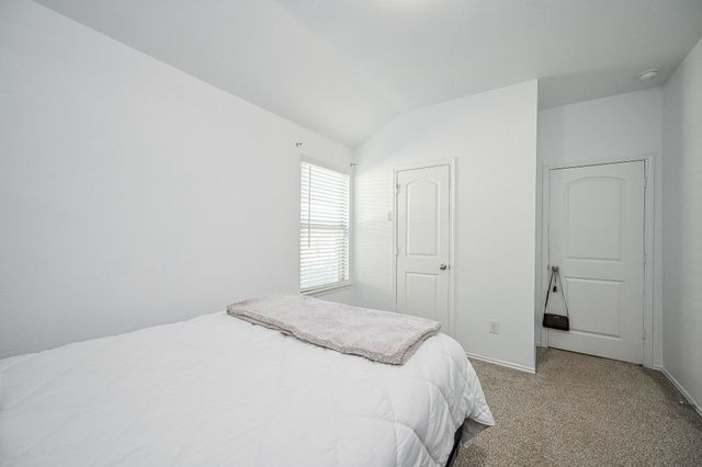 13869 Rock Island Trail, Conroe, TX 77384