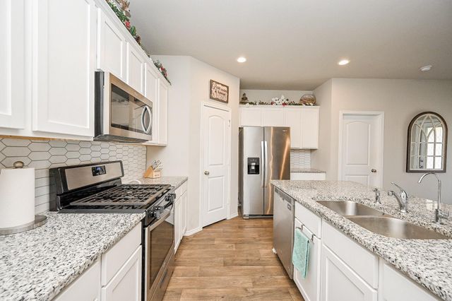 13869 Rock Island Trail, Conroe, TX 77384