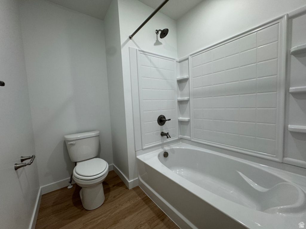 Image 12 of property listing at 1480 N 1875 W #153, Layton, UT 84041